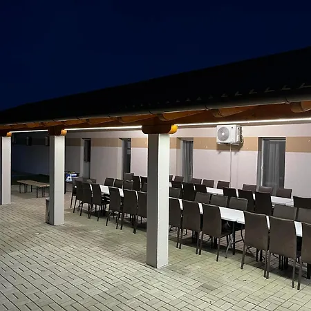 Ezüst Mező Apartamento
