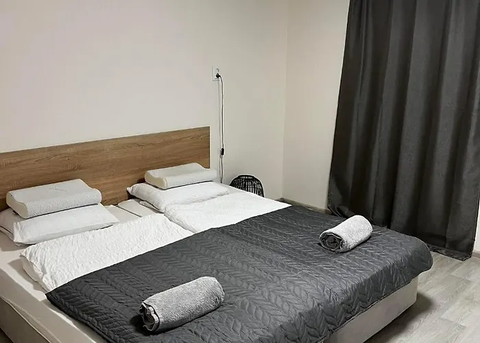 Apartment Ezuest Mezo Vendeghaz