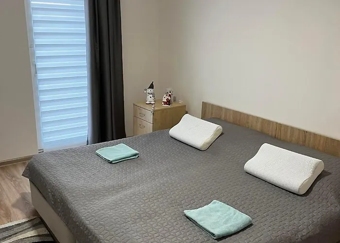 Apartment Ezuest Mezo Vendeghaz *